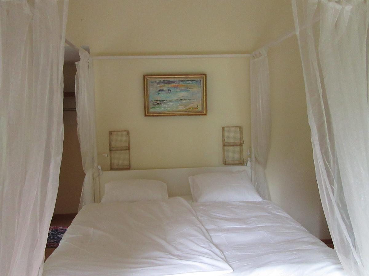 Le Debarcadere Apartment Saint Sulpice  Exterior photo