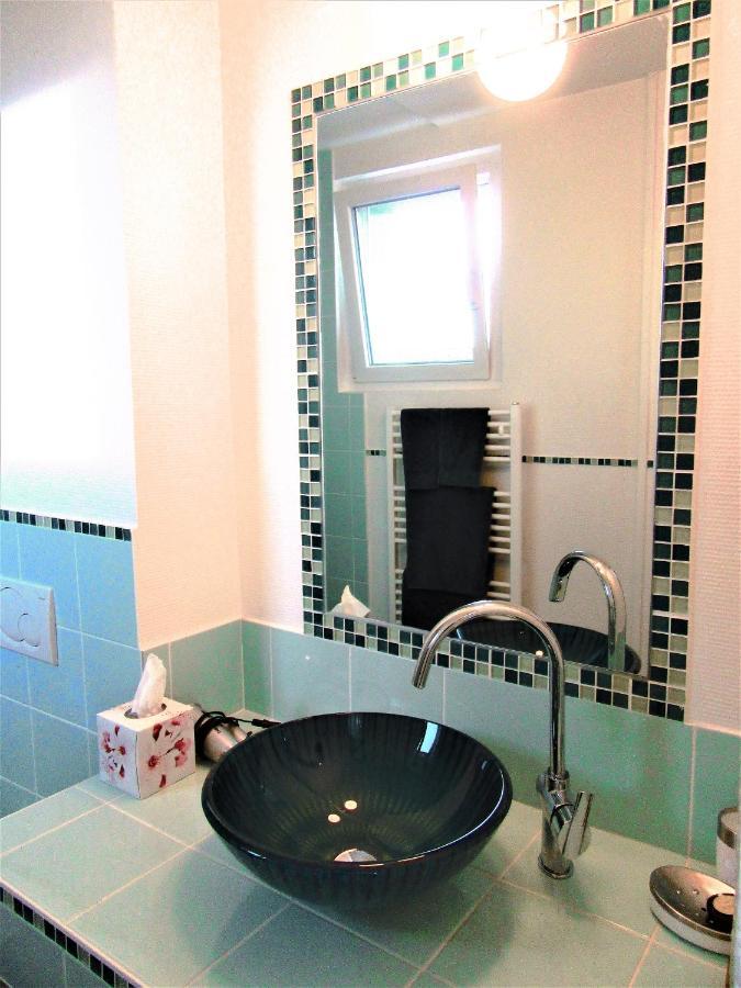 Le Debarcadere Apartment Saint Sulpice  Exterior photo